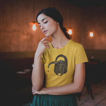 Load image into Gallery viewer, T-shirt à l'unité // FÉVRIER 2023 // STÉPHANIE SAVARD